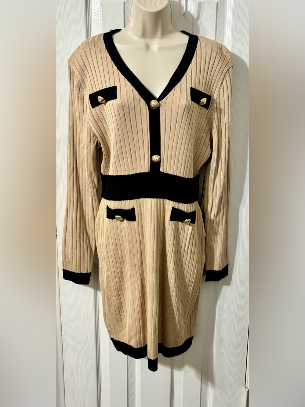 NWT Beige Ribbed Knit Dress with Black TrimXXL